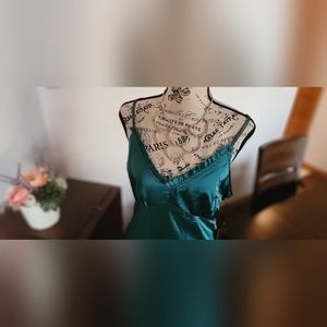 JOPNA || Emerald Green Slip Dress - Woman's  Size L